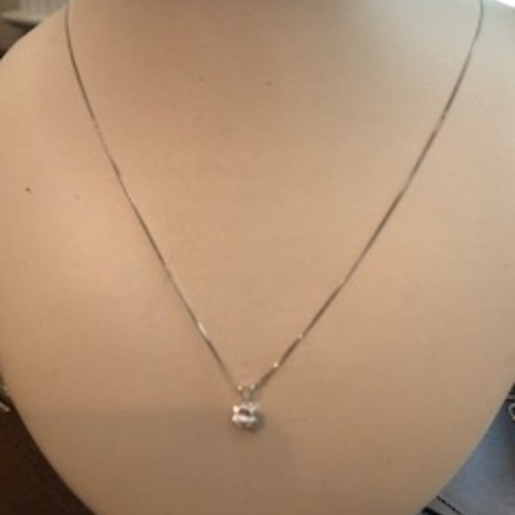 WHITE GOLD CZ PENDANT - Picture 2 of 3